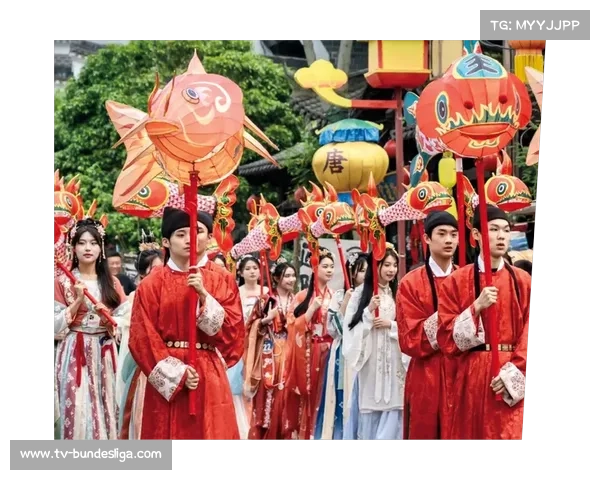 河南联赛啦啦队汉服斗舞，文旅特色融入赛场氛围